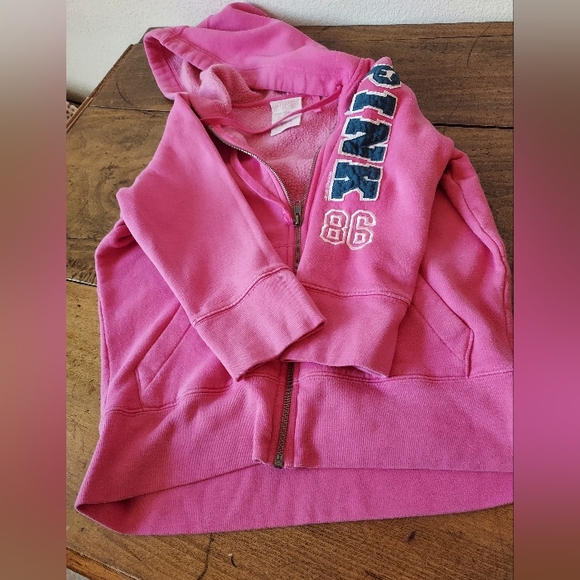 Pink brand hoodie - Picture 7 of 7